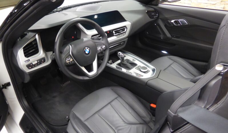 BMW Z4 sDrive 20i voll